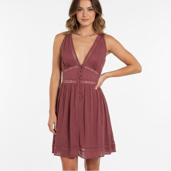 ASOS Dresses & Skirts - ASOS Dusty Rose Lace Trim Plunge Dress NWT Size 4